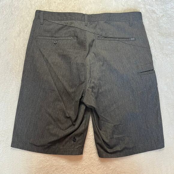 Volcom Brand Frickin Chino Shorts Mens Size 36 Gray Modern Straight - Picture 2 of 8